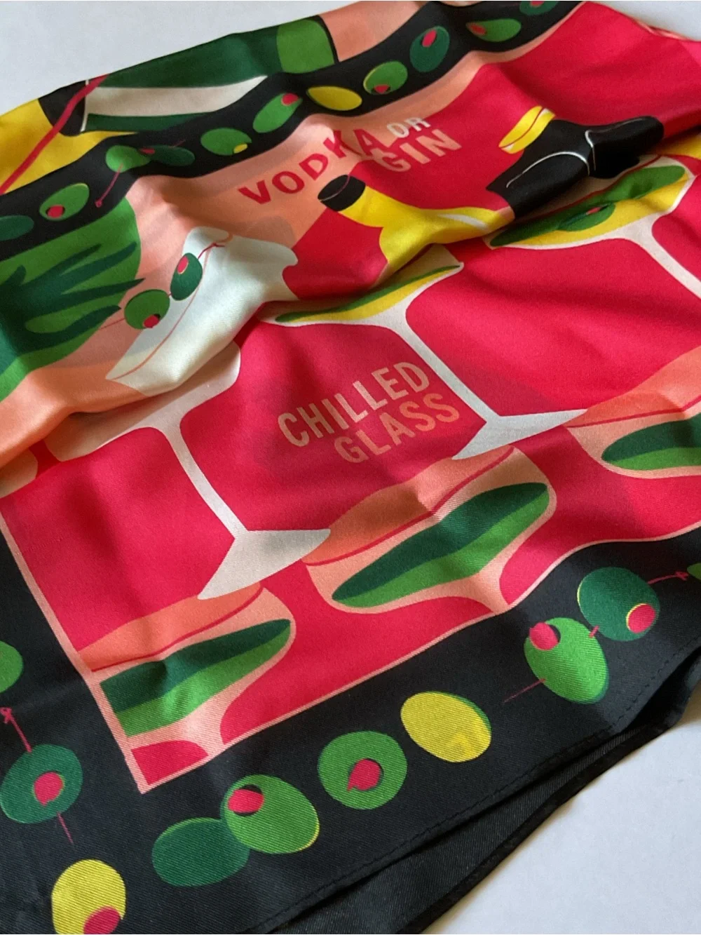 KATE SPADE DIRTY MARTINI SQUARE SILK SCARF NWOT